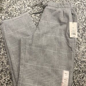 Brand New XS light Gray ankle pants